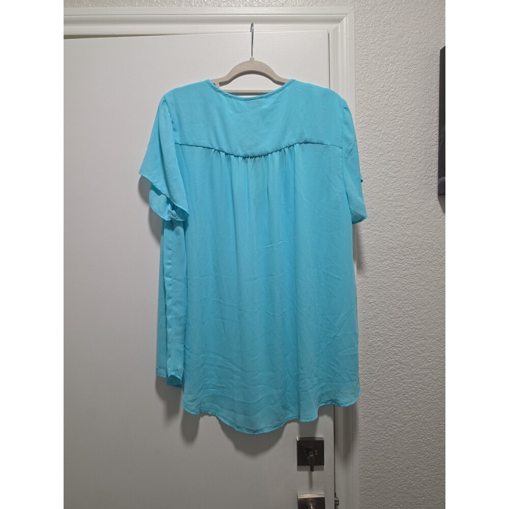 NWT Torrid Blouse Sz 1 - Picture 3 of 3